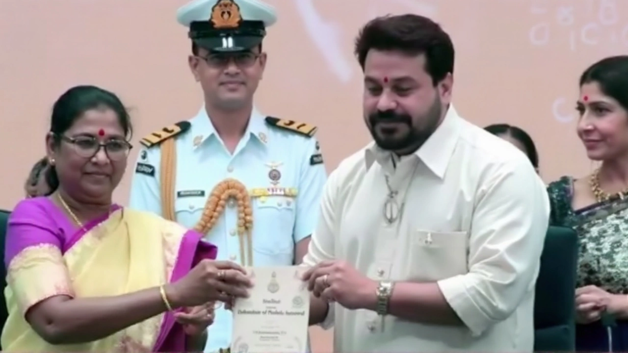 National Film Awards 2025: Mohanlal Honored with Dadasaheb Phalke, Shah Rukh Khan Shares Best Actor